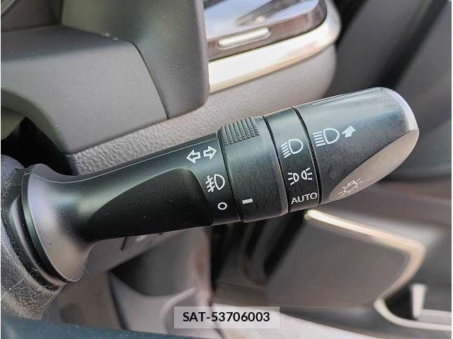 Toyota VELLFIRE 2018-10 6914753-17