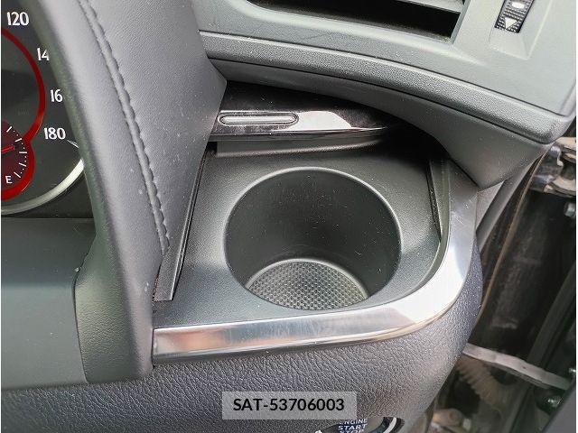Toyota VELLFIRE 2018-10 6914753-27