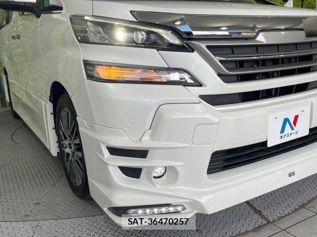Toyota VELLFIRE 2017-06 6914754-12