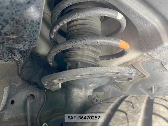 Toyota VELLFIRE 2017-06 6914754-19