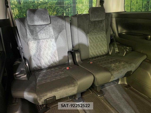 Toyota VELLFIRE 2019-05 6914760-9