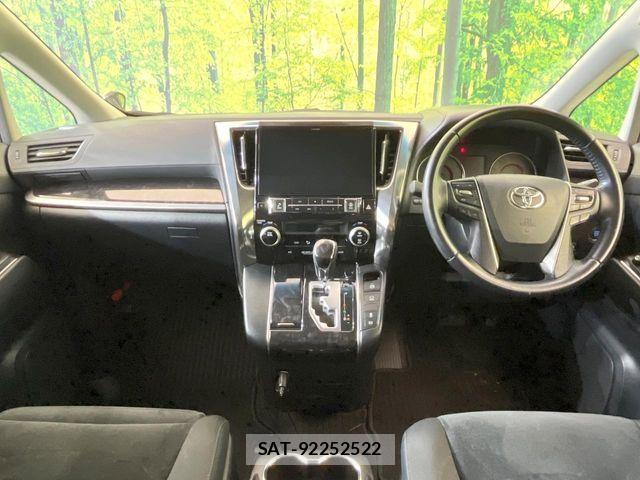 Toyota VELLFIRE 2019-05 6914760-1
