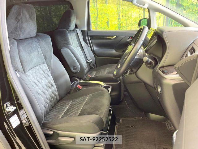Toyota VELLFIRE 2019-05 6914760-7