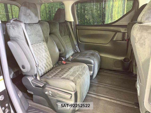 Toyota VELLFIRE 2019-05 6914760-8