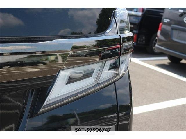 Toyota VELLFIRE 2020-11 6914756-21