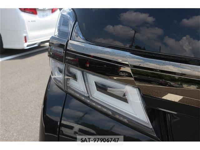 Toyota VELLFIRE 2020-11 6914756-22