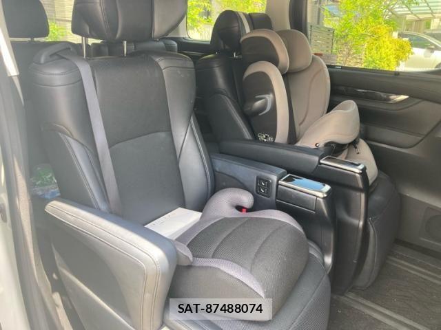 Toyota VELLFIRE 2019-06 6998930-17