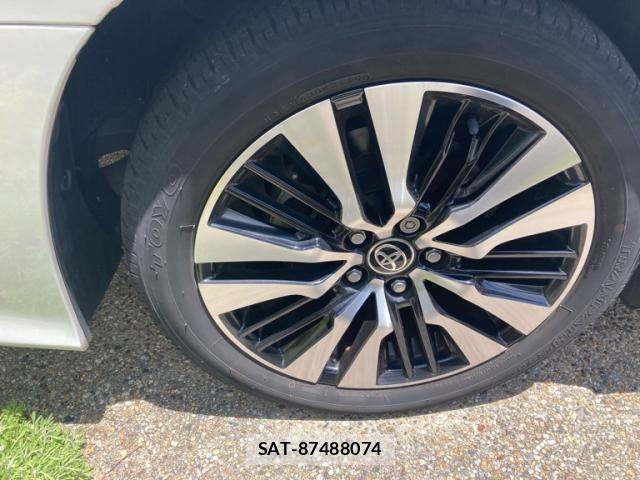Toyota VELLFIRE 2019-06 6998930-4