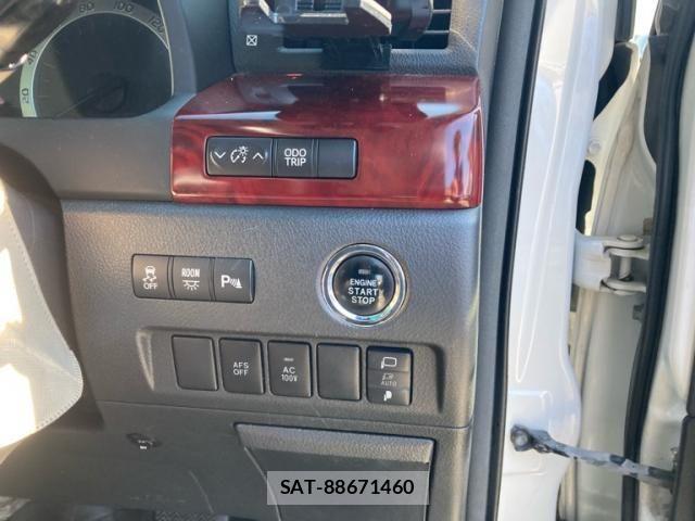 Toyota VELLFIRE 2010-03 6998977-17