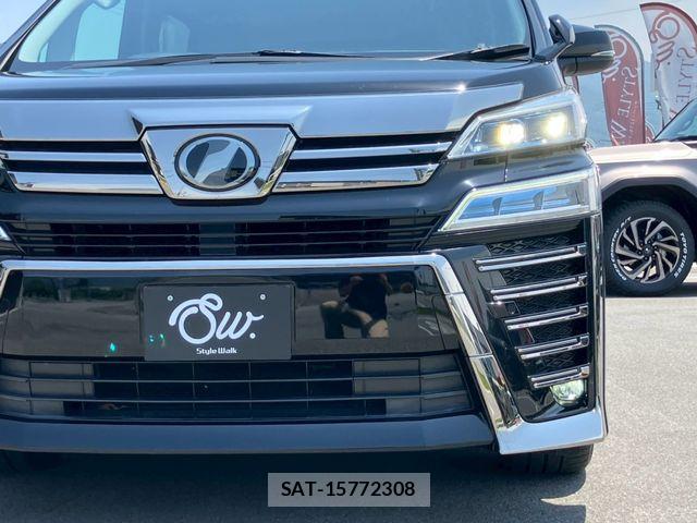 Toyota VELLFIRE 2018-08 7021809-27