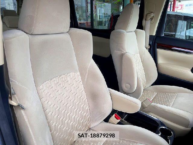 Toyota VELLFIRE 2015-12 7061158-9