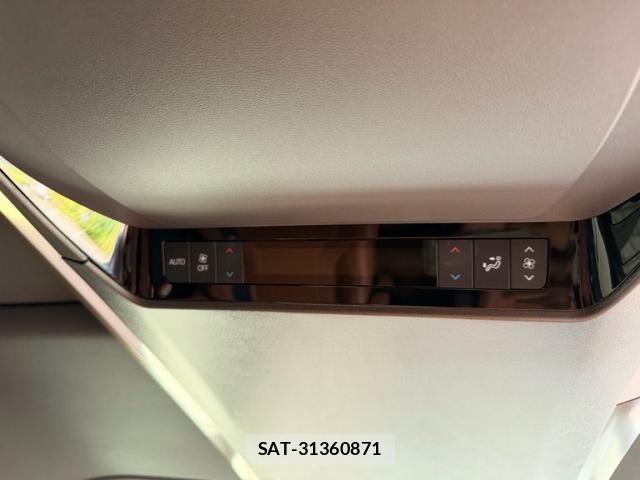 Toyota VELLFIRE 2024-10 7061145-14