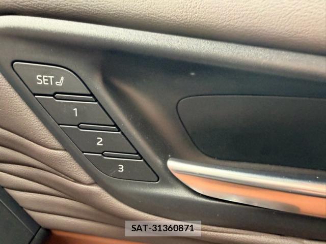 Toyota VELLFIRE 2024-10 7061145-20