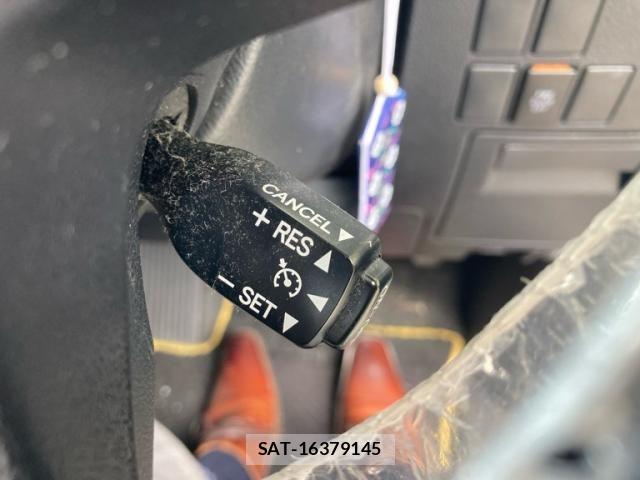 Toyota VELLFIRE 2017-06 7061162-18