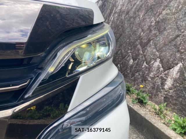 Toyota VELLFIRE 2017-06 7061162-1