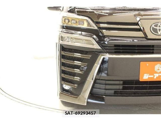 Toyota VELLFIRE 2021-04 7061153-15