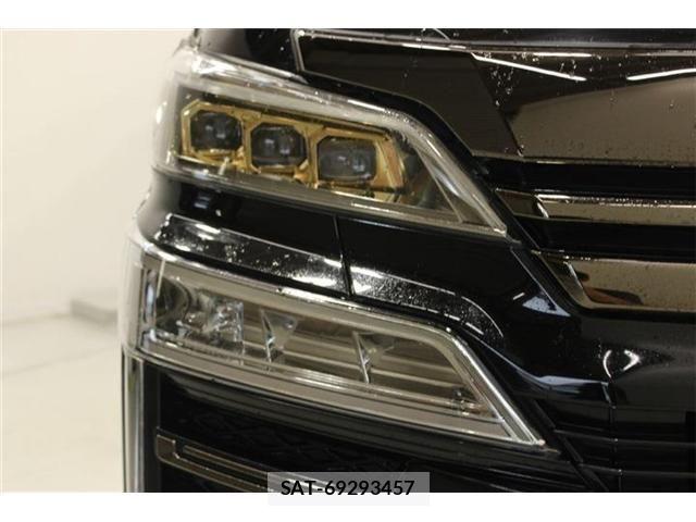 Toyota VELLFIRE 2021-04 7061153-16