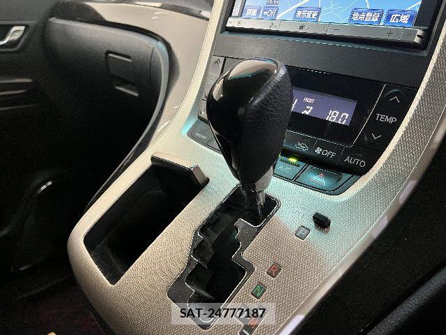 Toyota VELLFIRE 2014-07 7061163-19