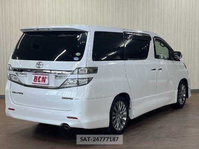 Toyota VELLFIRE 2014-07 7061163-2