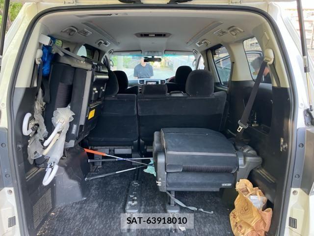 Toyota VELLFIRE 2008-06 7061171-9