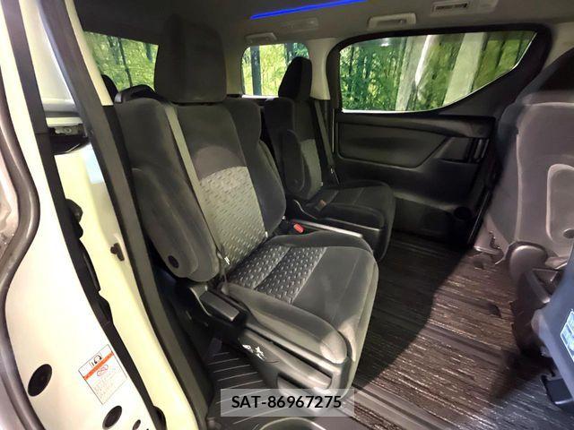 Toyota VELLFIRE 2017-05 7061148-8