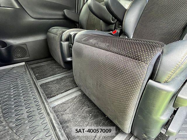 Toyota VELLFIRE 2016-10 7061155-17