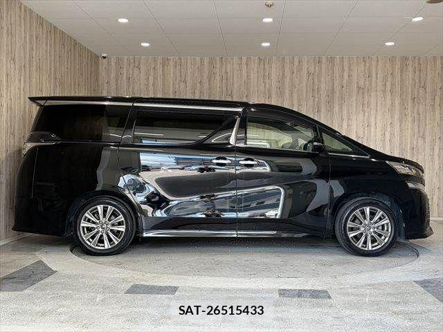 Toyota VELLFIRE 2017-06 7061161-16