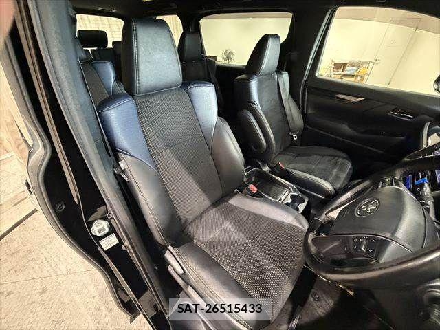 Toyota VELLFIRE 2017-06 7061161-6