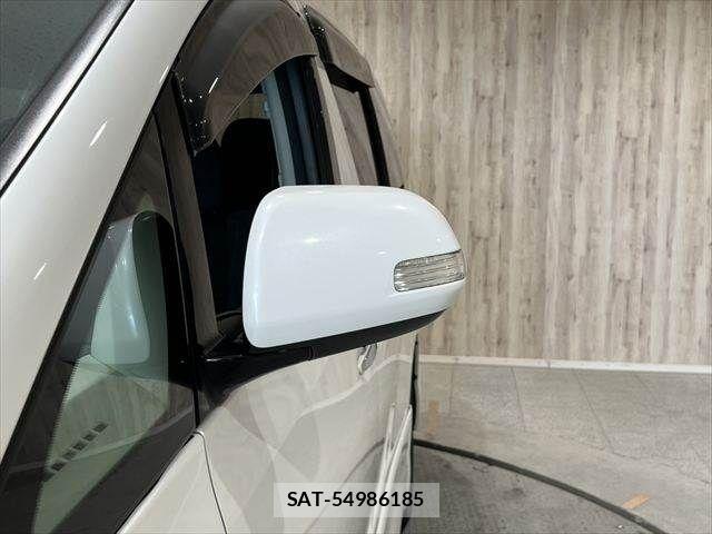 Toyota VELLFIRE 2011-10 7061164-23