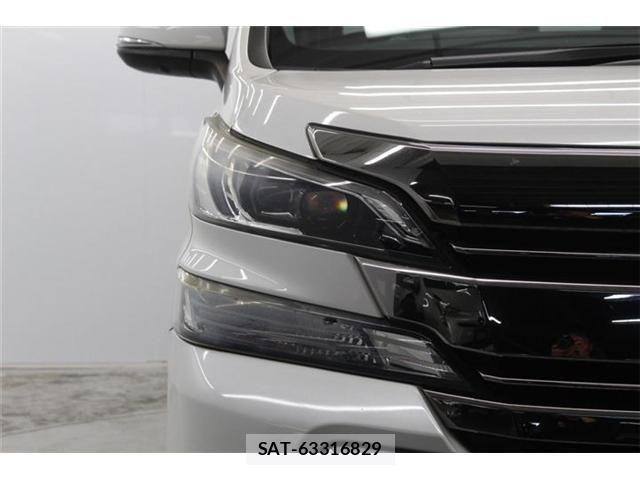 Toyota VELLFIRE 2017-03 7061160-11