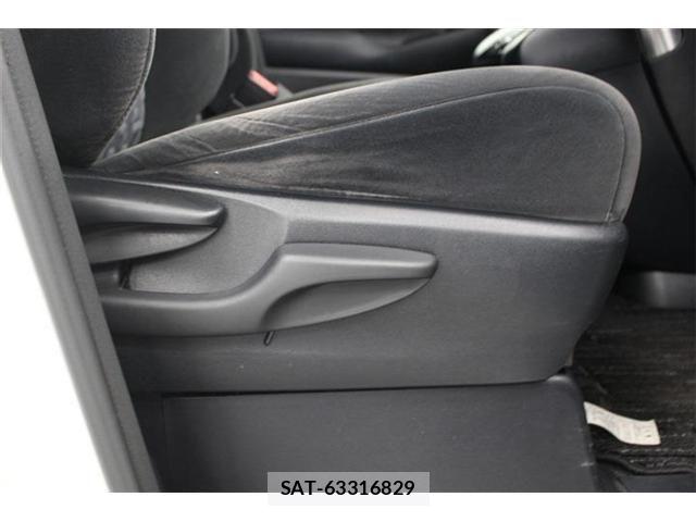 Toyota VELLFIRE 2017-03 7061160-27