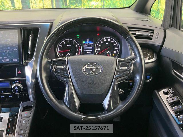 Toyota VELLFIRE 2016-11 7061149-12