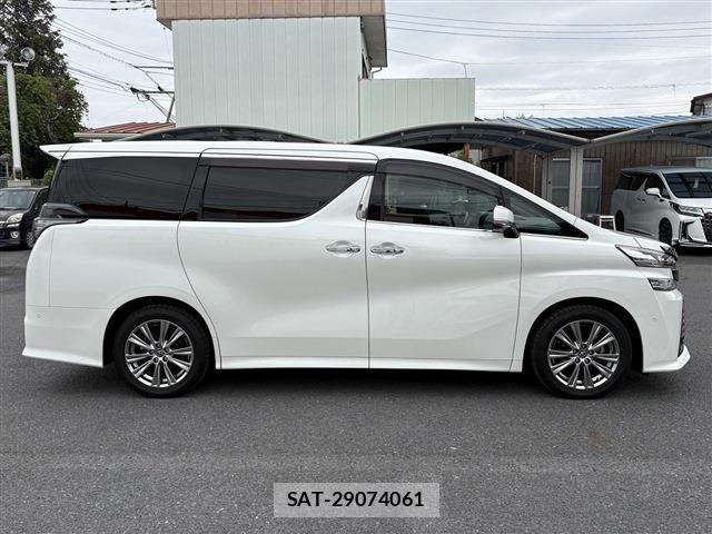 Toyota VELLFIRE 2017-12 7061150-9