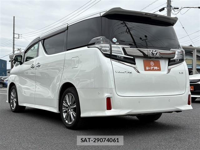 Toyota VELLFIRE 2017-12 7061150-24