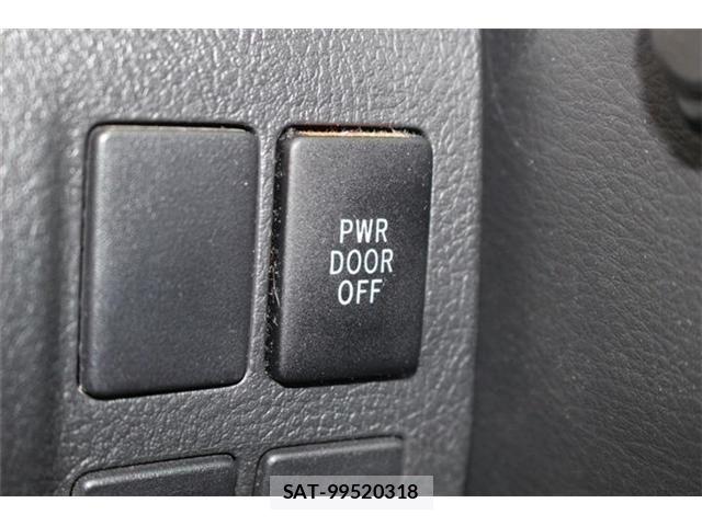 Toyota VELLFIRE 2012-10 7226426-12