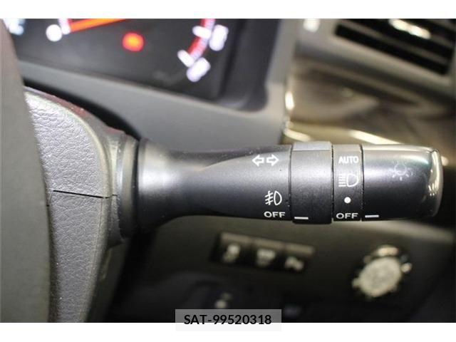 Toyota VELLFIRE 2012-10 7226426-13