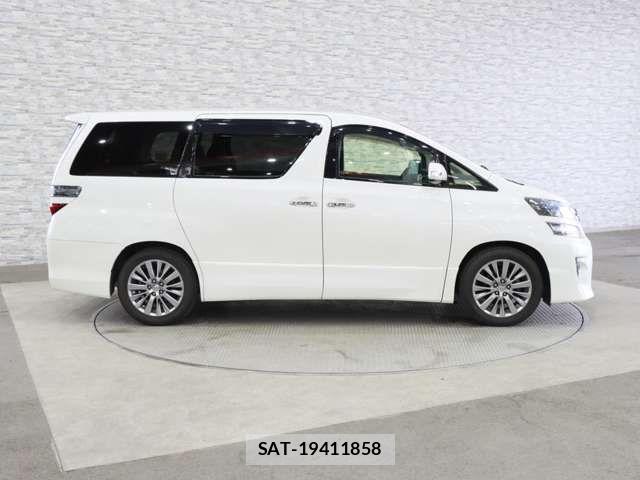 Toyota VELLFIRE 2013-02 7226422-13