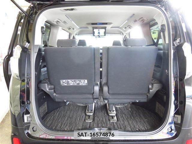 Toyota VELLFIRE 2017-04 7226481-15
