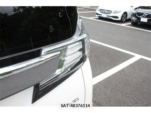 Toyota VELLFIRE 2016-04 7226466-11