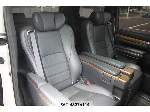 Toyota VELLFIRE 2016-04 7226466-14