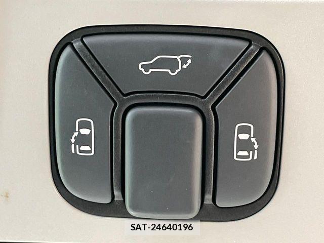 Toyota VELLFIRE 2013-06 7226430-2