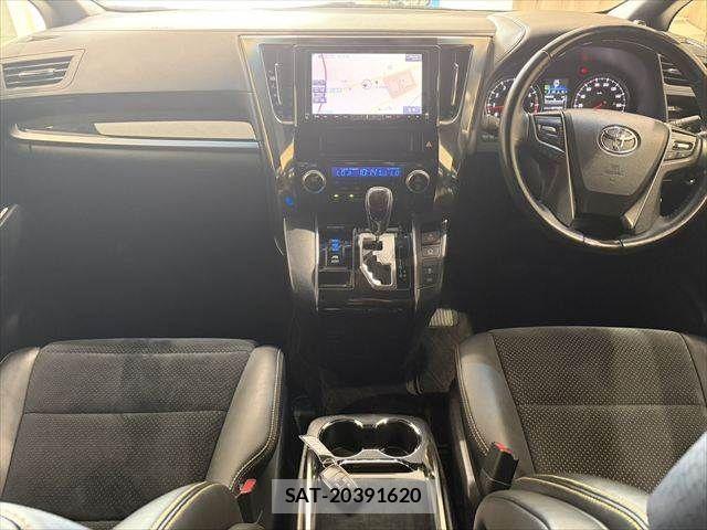 Toyota VELLFIRE 2017-08 7226486-2