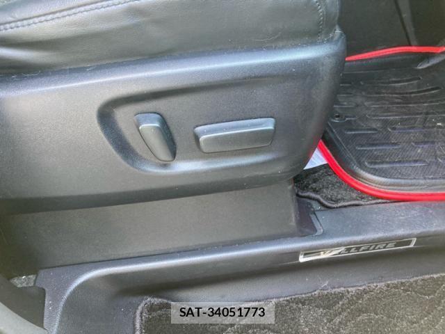 Toyota VELLFIRE 2018-05 7226493-11