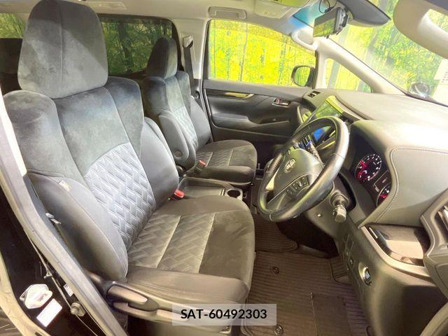 Toyota VELLFIRE 2019-06 7226498-7