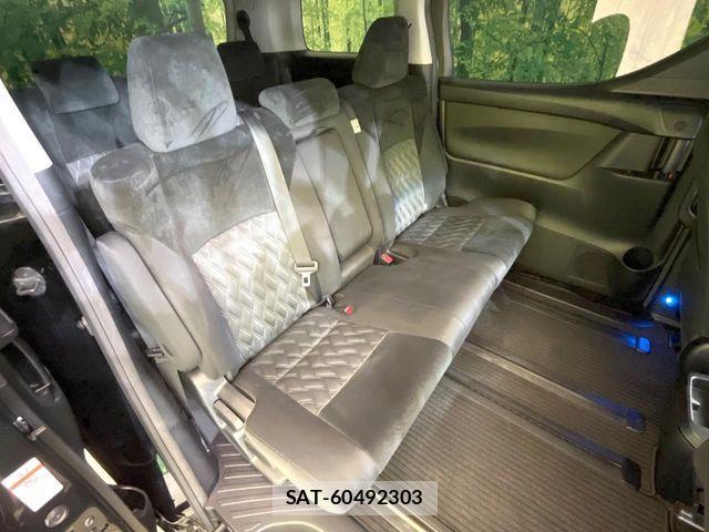 Toyota VELLFIRE 2019-06 7226498-8