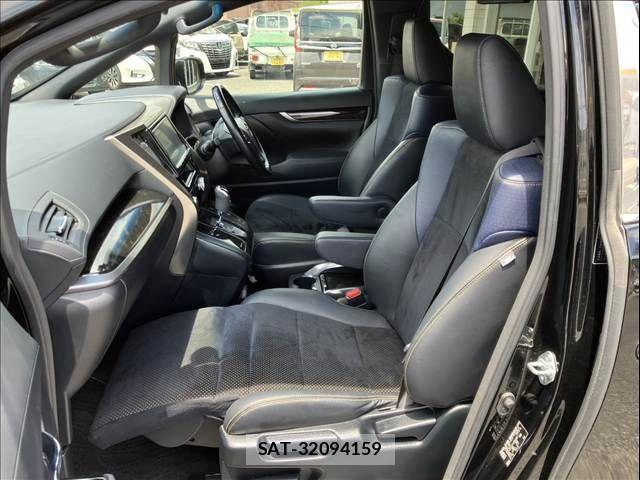 Toyota VELLFIRE 2017-03 7226480-11