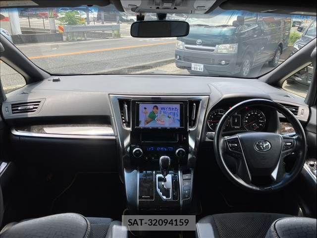 Toyota VELLFIRE 2017-03 7226480-12
