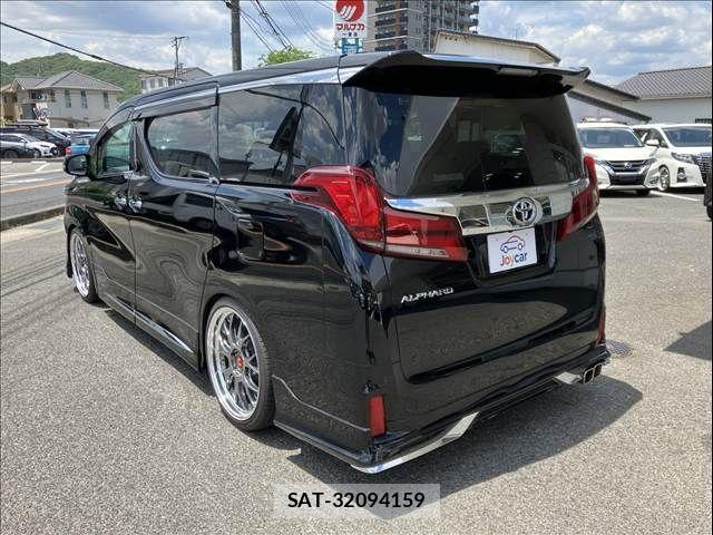Toyota VELLFIRE 2017-03 7226480-6