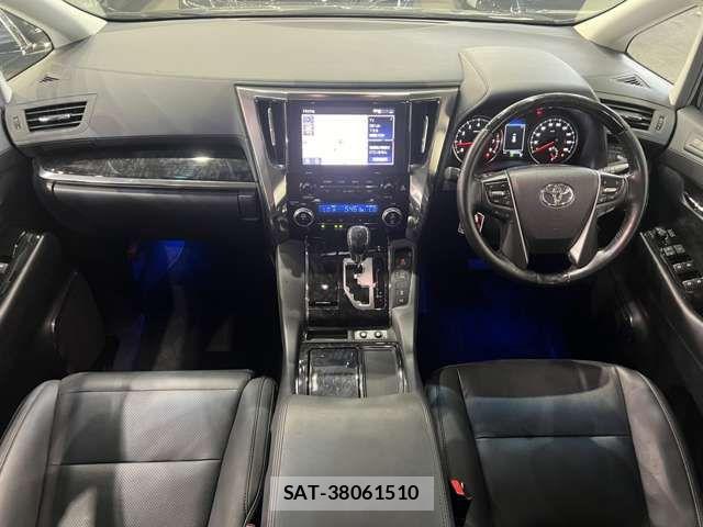 Toyota VELLFIRE 2020-04 7226501-19