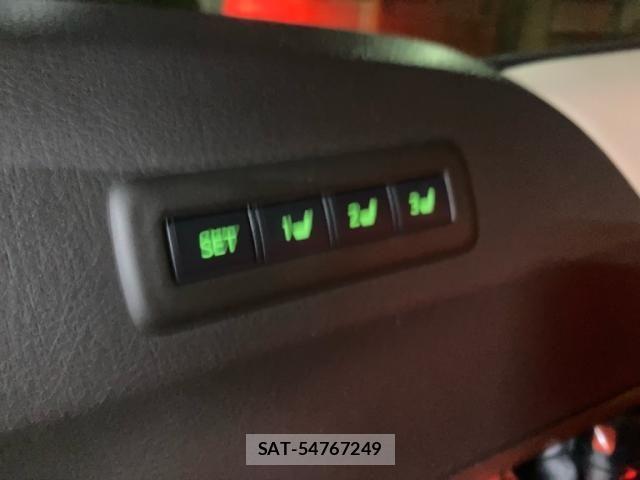 Toyota VELLFIRE 2013-12 7226433-22